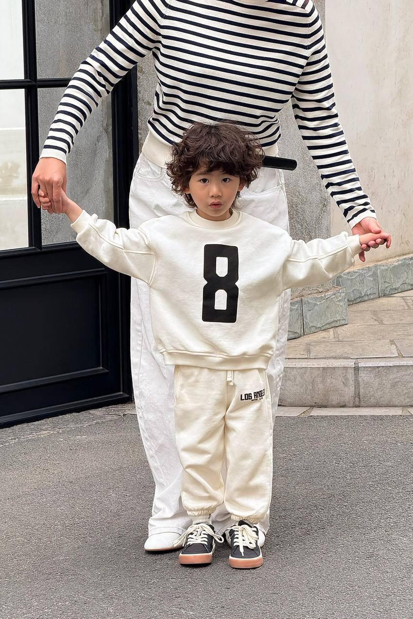 Ekru Los Angeles Takım