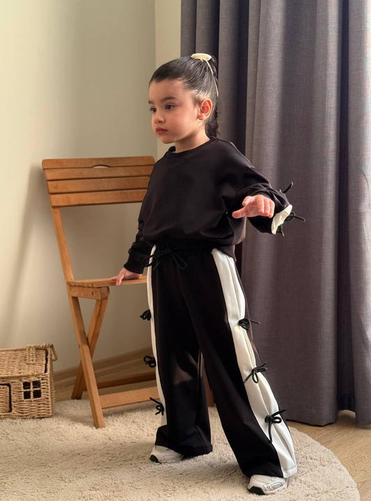 Fiyonk Detaylı İkili Takım-Siyah