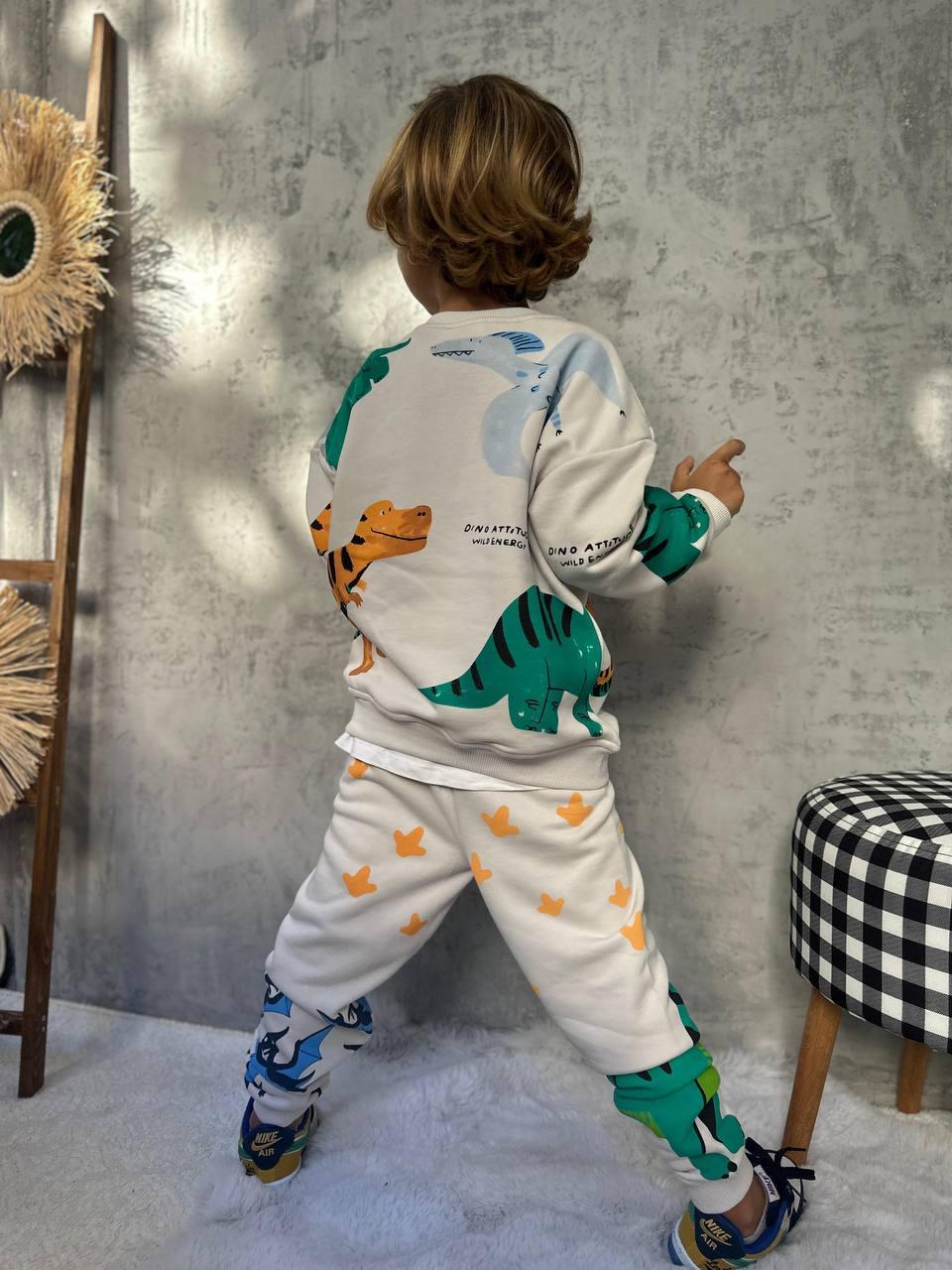 Dinozor Macerası Sweatshirt & Eşofman Altı Takımı