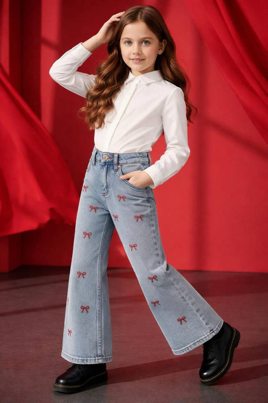 Fiyonk Nakışlı İspanyol Paça Jean